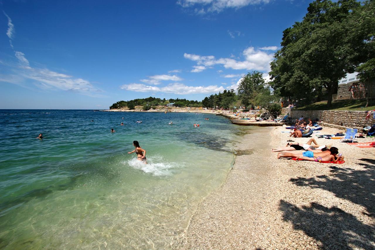 App. Fiorela Hotel Poreč Buitenkant foto